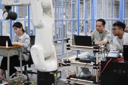 dans-le-sud-de-la-chine,-lia-donne-un-coup-de-fouet-aux-usines