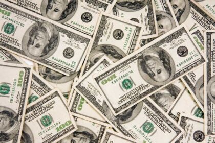especialista-de-wall-street-advirtio-por-el-valor-del-dolar-y-pidio-“tolerar-un-punto-de-cambio-mas-alto”