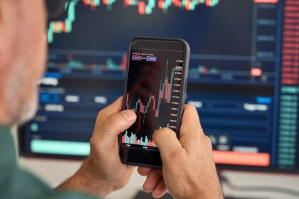 boom-de-inversores:-ya-hay-mas-de-24-millones-de-cuentas-y-el-mercado-local-mueve-us$-12.000-millones-al-dia