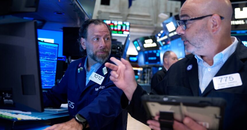 los-bonos-reaccionan-positivamente-y-el-riesgo-pais-baja-un-escalon-a-los-412-puntos-luego-del-anuncio-de-caputo