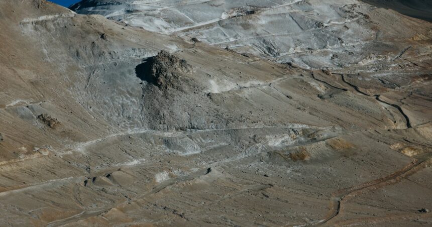 la-millonaria-apuesta-por-el-cobre-aun-sin-garantia-energetica:-porque-san-juan-le-dice-que-no-a-vicuna