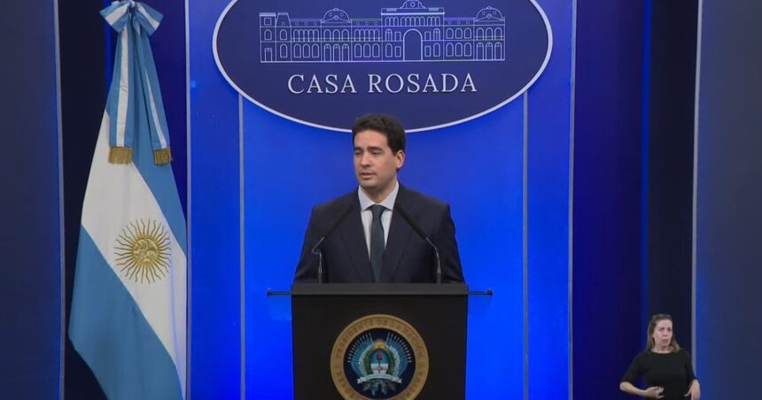 javier-milei-y-sus-medidas,-en-vivo:-“este-gobierno-esta-desendeudando-a-la-argentina”,-aseguro-el-vocero-ravier-frente-a-las-criticas-al-plan-financiero-de-caputo