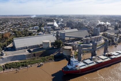 por-la-baja-de-retenciones-y-una-mayor-demanda,-dos-empresas-invertiran-mas-de-us$-500-millones-para-construir-una-nueva-planta-de-crushing-de-soja