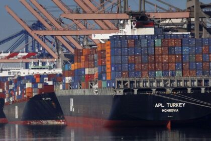 el-deficit-comercial-de-eeuu-se-disparo-42,2%-en-mayo-por-el-avance-de-las-importaciones