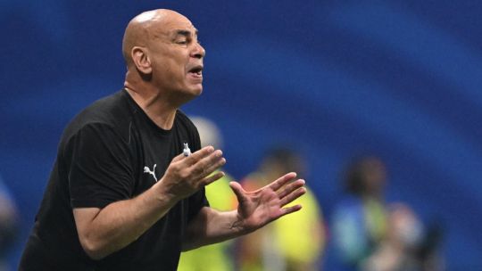 egipto-fue-“enganado”-en-su-polemica-salida-del-mundial-ante-argentina,-dice-entrenador