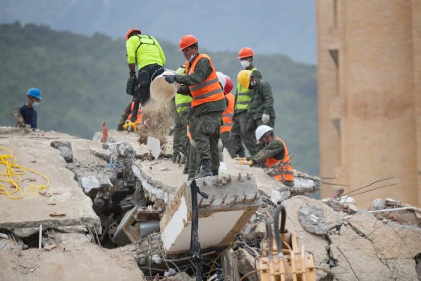 se-acerca-a-4.000-la-cifra-oficial-de-fallecidos-por-los-terremotos-en-venezuela