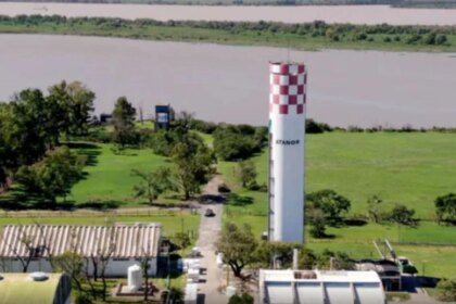 la-justicia-confirmo-que-atanor-contamino-de-forma-irreversible-el-rio-parana-y-reabre-el-debate-por-el-dano-ambiental-en-san-nicolas