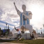 the-story-behind-lionel-messis-viral-statue-in-patagonia
