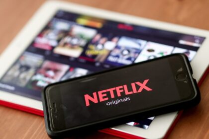 de-netflix-a-hbo-max:-¿por-que-solo-una-plataforma-de-streaming-permite-descargar-peliculas-y-series-en-notebooks?