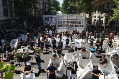 julio-alak-deja-sin-trabajo-a-mas-de-400-recicladores-y-desmantela-el-sistema-de-reciclado-de-la-plata