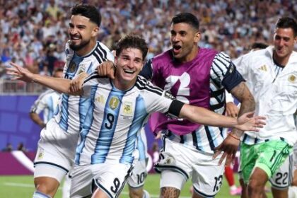 argentina-hunde-a-10-suizos-para-preparar-el-choque-de-semifinales-del-mundial-de-inglaterra