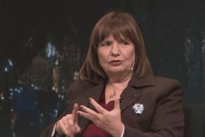 patricia-bullrich-se-encolumno-detras-de-milei:-“estamos-todos-luchando-para-que-haya-una-reeleccion-del-presidente”