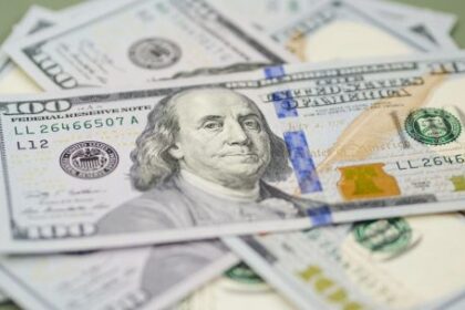el-dolar-blue-cerro-en-alza-este-lunes-13-de-julio-y-el-banco-central-volvio-a-comprar-dolares