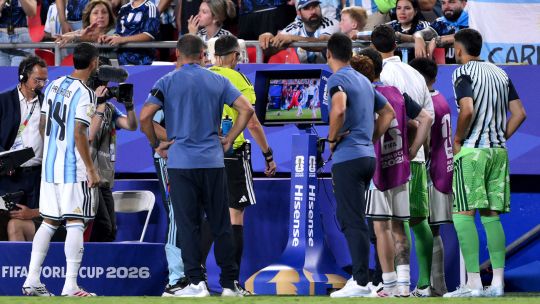 ‘var-gentina?’:-anti-argentina-conspiracy-theories-out-in-force-at-world-cup
