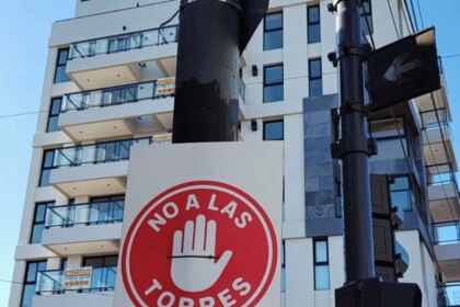 la-justicia-confirmo-la-suspension-de-la-torre-en-barrio-naon-y-rechazo-un-pedido-del-gobierno-porteno