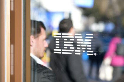 las-acciones-de-ibm-se-desplomaron-mas-de-25%-en-un-dia-de-locos-en-wall-street