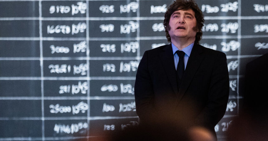 “quienes-se-oponen-son-los-enemigos-del-progreso”:-javier-milei-se-quejo-tras-la-postergacion-en-el-senado-del-proyecto-de-propiedad-privada-y,-en-un-cruce-a-los-gritos,-volvio-a-hablar-de-su-reeleccion