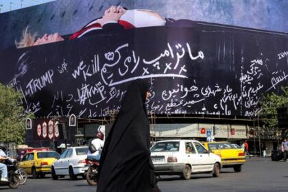 en-direct,-guerre-au-moyen-orient:-iran-condamne-les-frappes-americaines-pres-dun-hopital-pour-enfants;-el-koweit-dice-que-habra-repujado-un-nuevo-ataque-de-drones-iranies.