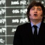 javier-milei-dijo-que-va-por-la-reeleccion-y-se-cruzo-con-un-socio-de-la-bolsa:-“si-no-te-gusta,-andate-a-cuba”