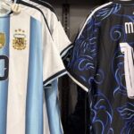 argentina-jugara-la-final-del-mundial-y-exploto-la-venta-de-camisetas:-pocos-talles-y-furor-en-el-exterior