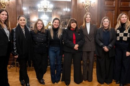 la-justicia-y-la-legislatura-portena-homenajearon-la-memoria-de-la-exministra-de-la-corte-carmen-argibay