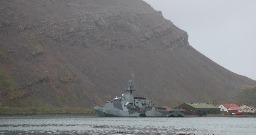 londres-rechazo-las-quejas-del-gobierno-por-la-navegacion-en-aguas-argentinas-de-un-buque-de-guerra-que-zarpo-de-malvinas