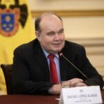 jne-deja-sin-efecto-credencial-de-senador-de-rafael-lopez-aliaga-y-convoca-a-absalon-vasquez-en-su-lugar