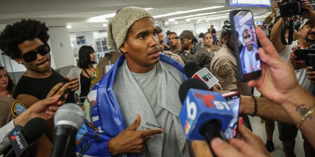 lartiste-luis-manuel-otero-alcantara,-figura-de-la-disidencia-cubana,-sexilado-en-miami