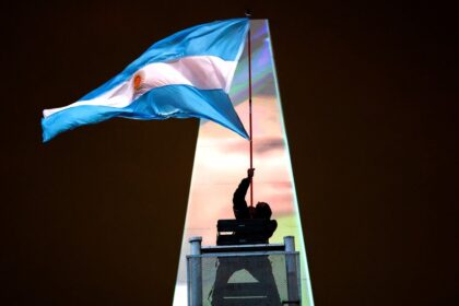 el-gobierno-le-hara-hoy-un-recibimiento-de-honor-a-la-seleccion,-pero-no-habria-ni-festejo-ni-feriado