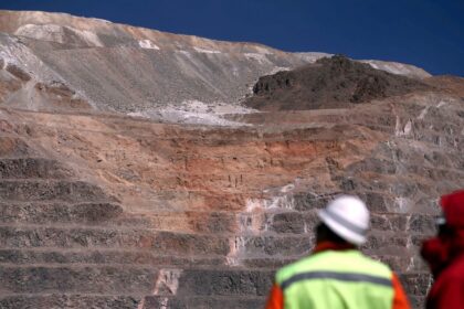 los-permisos-mineros-ya-demoran-hasta-30-anos:-el-freno-global-que-preocupa-a-la-industria