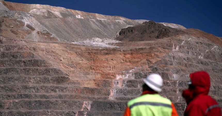 los-permisos-mineros-ya-demoran-hasta-30-anos:-el-freno-global-que-preocupa-a-la-industria