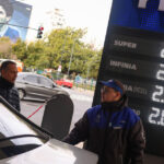 naftas:-un-fallo-judicial-bonaerense-obliga-a-que-las-petroleras-le-informen-los-aumentos-al-gobierno-nacional