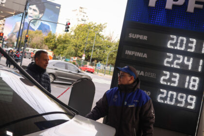 naftas:-un-fallo-judicial-bonaerense-obliga-a-que-las-petroleras-le-informen-los-aumentos-al-gobierno-nacional