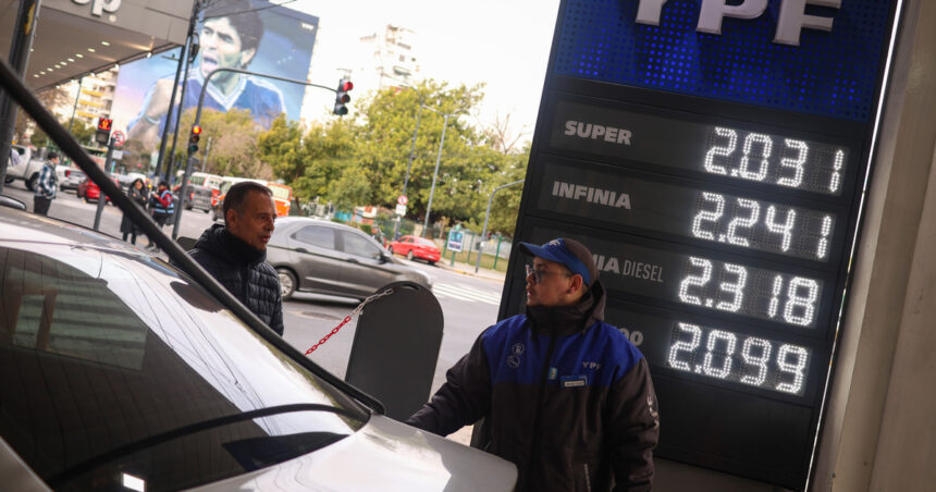 naftas:-un-fallo-judicial-bonaerense-obliga-a-que-las-petroleras-le-informen-los-aumentos-al-gobierno-nacional