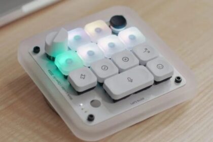 openai-presento-su-primer-dispositivo-fisico-y-sorprendio-al-mercado:-asi-es-el-teclado-codex-micro