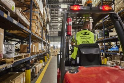compras-al-exterior-via-courier-marcaron-un-record-y-ya-casi-igualan-todo-el-2025