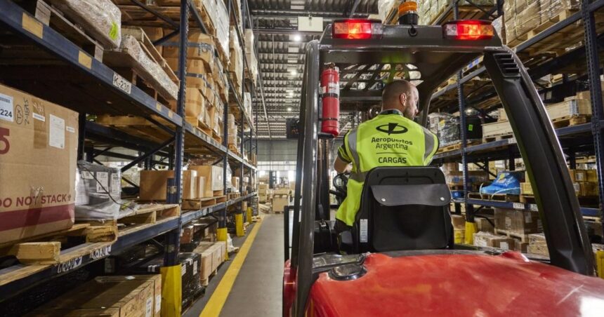 compras-al-exterior-via-courier-marcaron-un-record-y-ya-casi-igualan-todo-el-2025