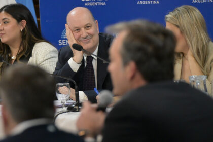 el-gobierno-prepara-otro-paquete-de-desregulaciones-para-mandar-al-congreso