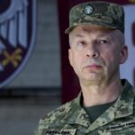 en-directo,-guerra-en-ucrania:-volodymyr-zelensky-anuncia-la-salida-del-comandante-en-jefe-de-armas,-oleksandr-syrsky