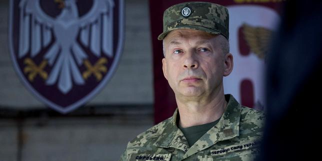 en-directo,-guerra-en-ucrania:-volodymyr-zelensky-anuncia-la-salida-del-comandante-en-jefe-de-armas,-oleksandr-syrsky