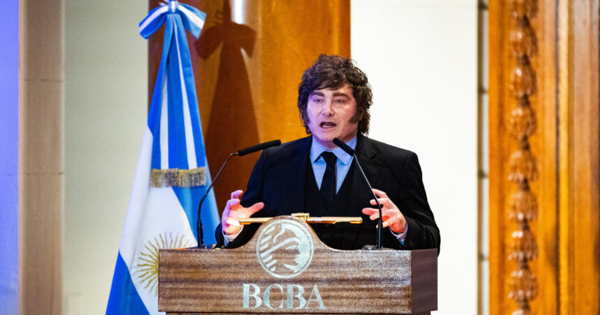 javier-milei-y-sus-medidas,-en-vivo:-con-una-frase-atribuida-a-churchill,-el-presidente-expreso-su-postura-en-medio-de-la-ola-de-criticas-a-la-argentina