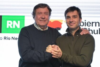 chubut-y-rio-negro-firmaron-un-acuerdo-por-una-obra-energetica-de-$17-mil-millones-y-cerraron-un-conflicto-judicial-de-25-anos