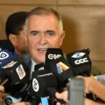 operaron-de-urgencia-a-osvaldo-jaldo,-gobernador-de-tucuman:-habia-viajado-a-buenos-aires-para-reunirse-con-diego-santilli-y-se-descompenso