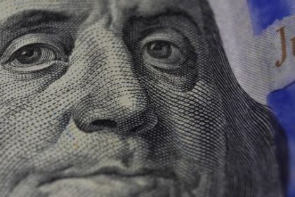 el-dolar-blue-cerro-en-baja-este-viernes-24-de-julio-y-el-banco-central-volvio-a-comprar-dolares