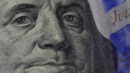 el-dolar-blue-cerro-en-baja-este-viernes-24-de-julio-y-el-banco-central-volvio-a-comprar-dolares