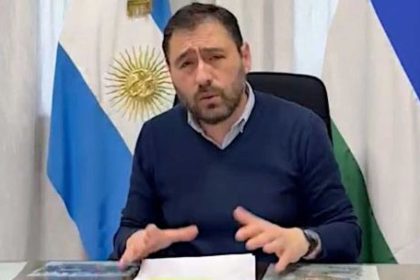 cayo-el-intendente-libertario-de-allen:-lo-suspendieron-por-desviar-fondos-para-la-fiesta-de-la-pera