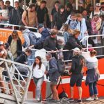 dramatica-huida-de-turistas-del-paraiso-veraniego-frances
