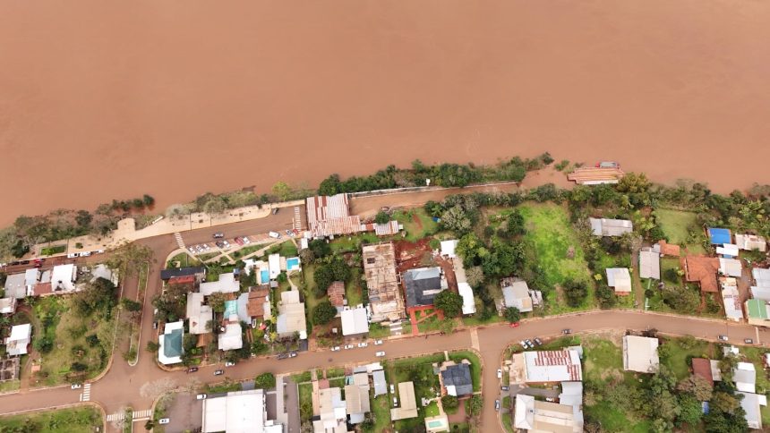 norte-misionero-y-costa-del-uruguay:-la-creciente-empezo-a-ceder-pero-se-mantienen-el-estado-de-alerta-y-el-monitoreo-costero