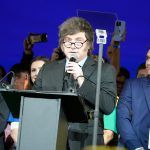 milei:-“flavio-bolsonaro-es-el-unico-capaz-de-parar-a-lula”