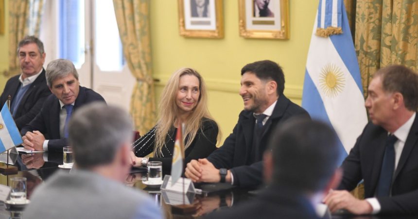 entre-la-urgencia-economica-y-el-calculo-electoral:-milei-acelera-las-reformas-economicas-en-el-congreso-mientras-se-abraza-a-la-suspension-de-las-paso
